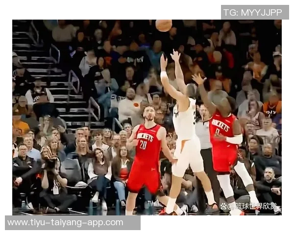 外线双星闪耀狄龙三分全中阿伦稳健发挥助力球队上半场表现